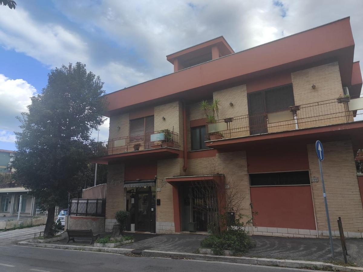 Roma Apartment *