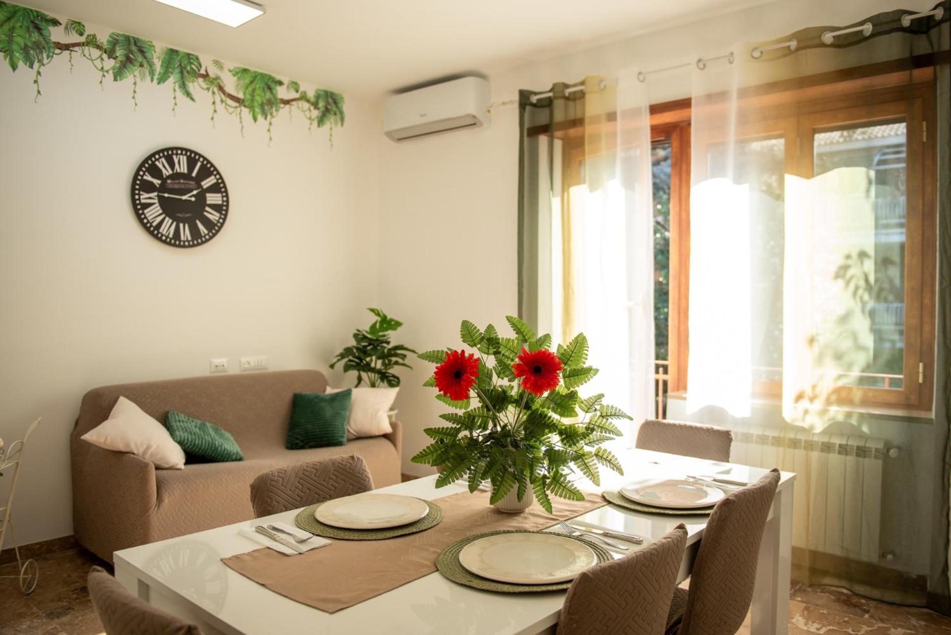 Roma Apartment *