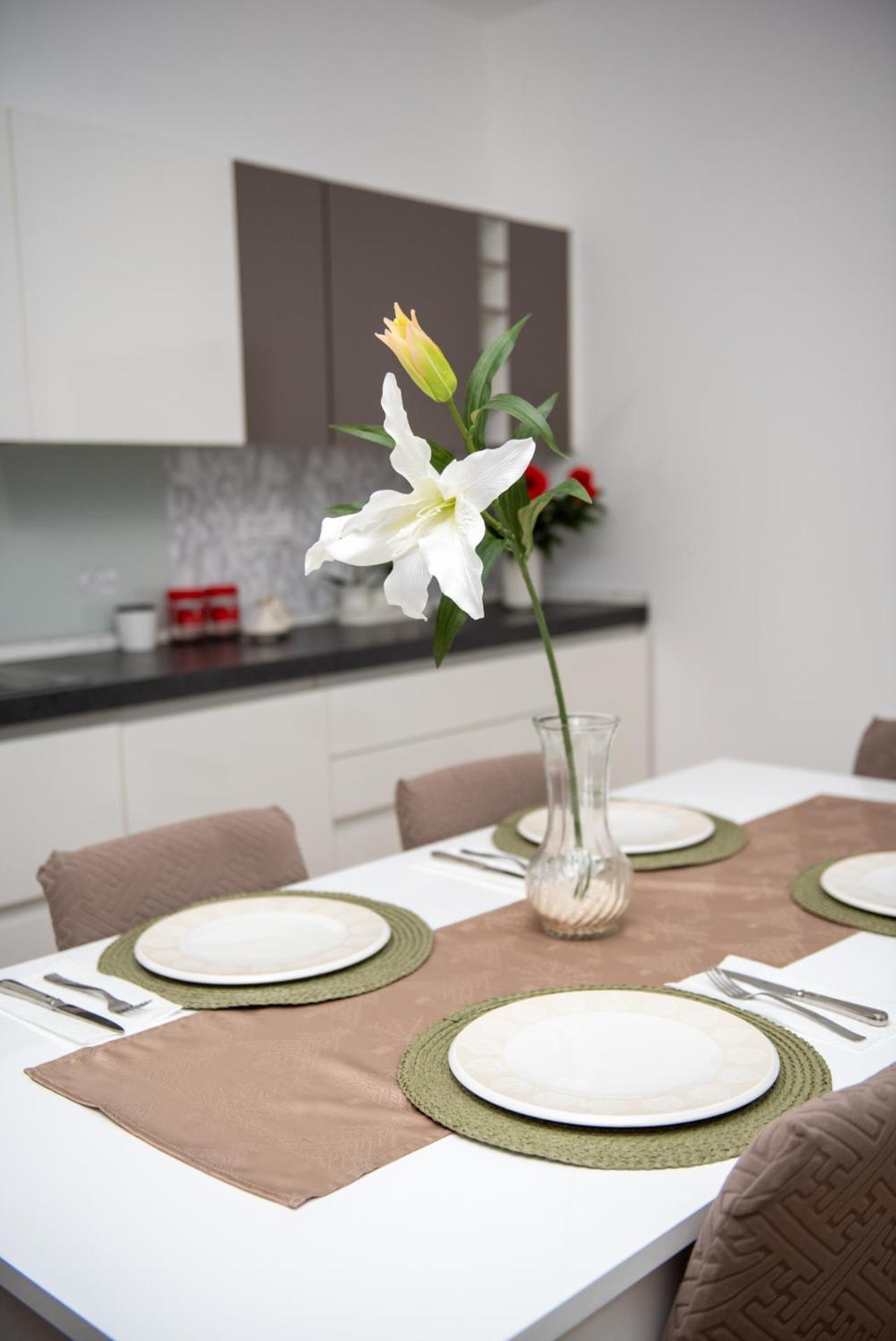 Roma Apartment *